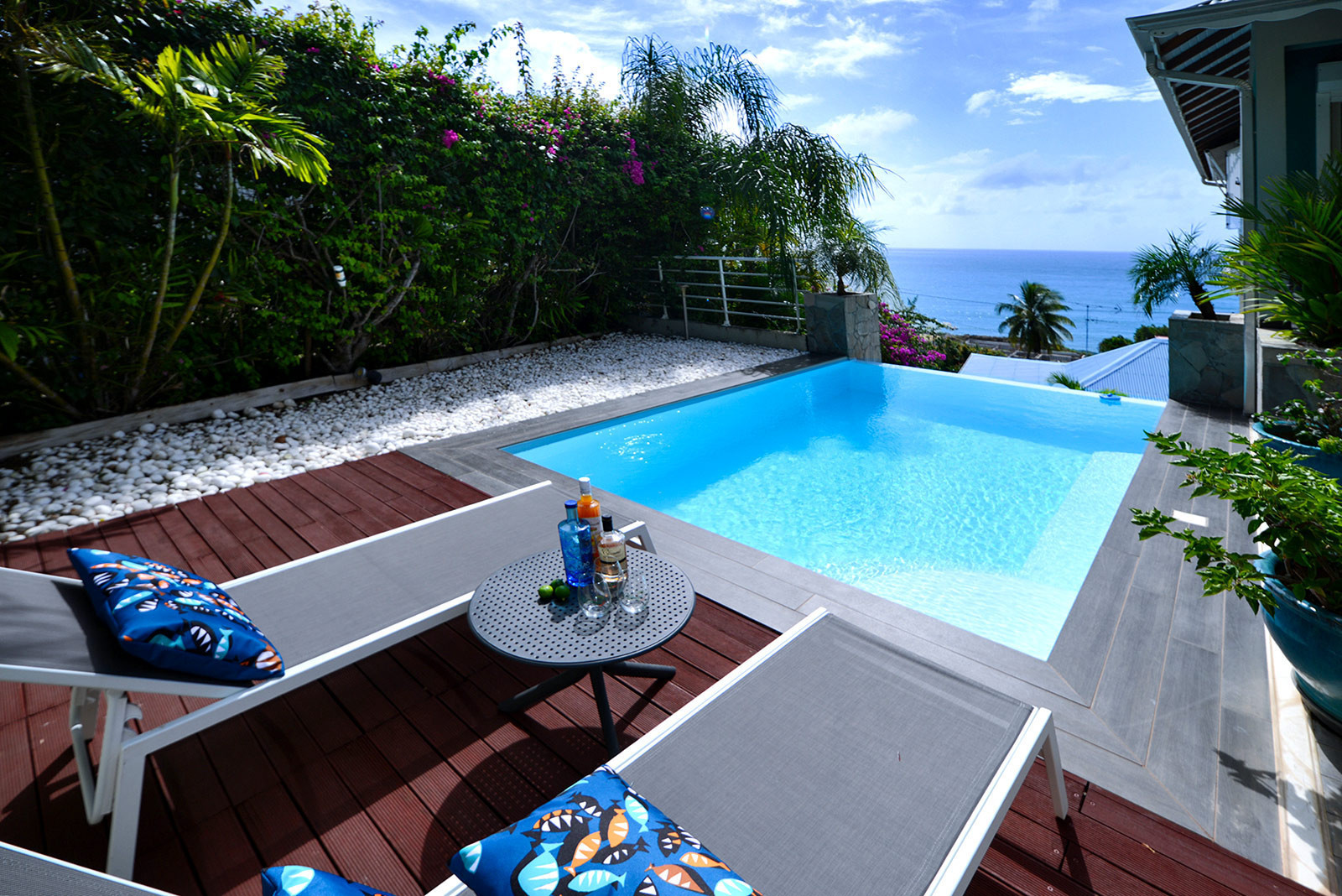 GRAND VOILE condo le Diamant location de luxe Martinique piscine vue mer - 