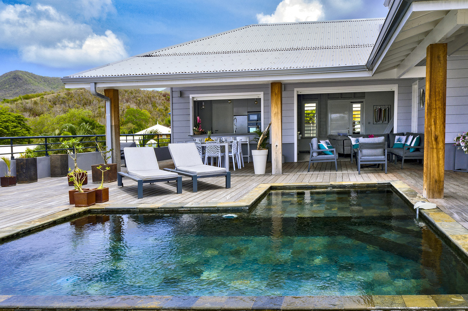 La PERLE BLEUE location villa le Diamant Martinique piscine vue mer 3 chambres - 