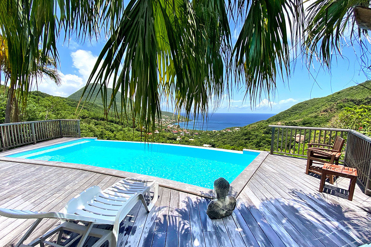 MAGNIFIQUE bas de villa PETITE ANSE d'Arlet location Martinique piscine à débordement Vue Mer - 