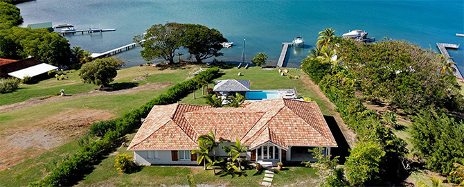 QUAI EST location villa d'exception Martinique le François ponton - Situation exceptonnelle