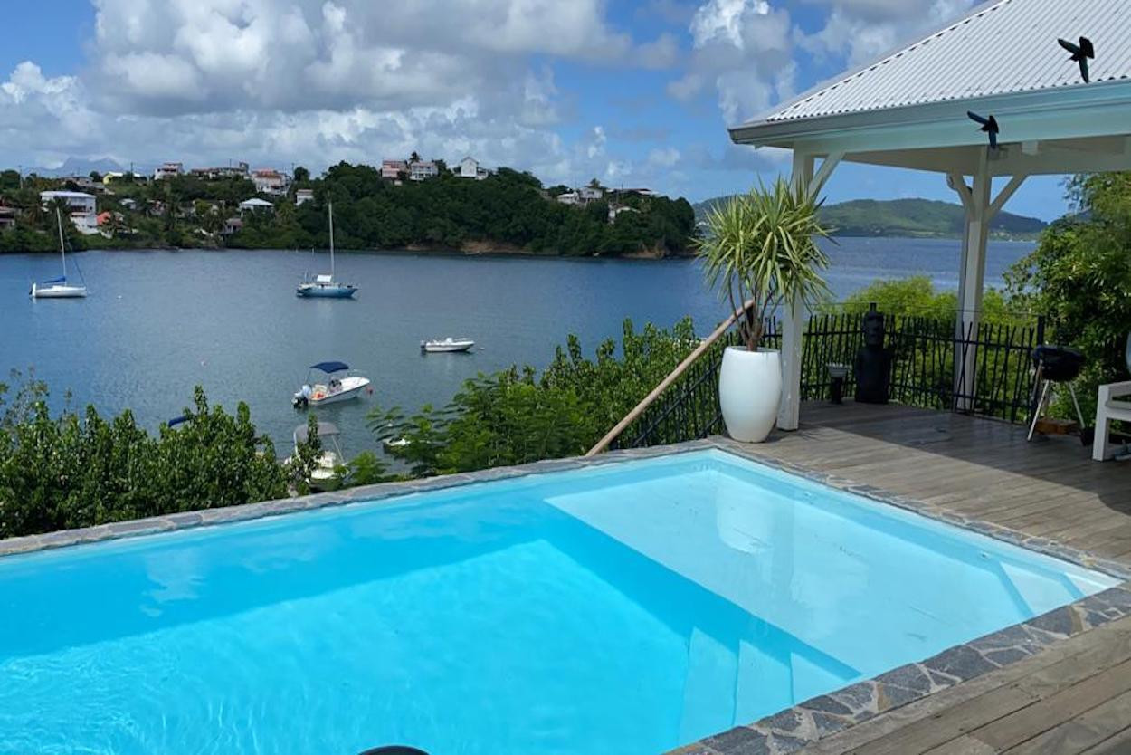 Les CORAUX location Villa Martinique piscine accès bord de mer 4 chambres le Robert - Piscine 6,5 x 3,5