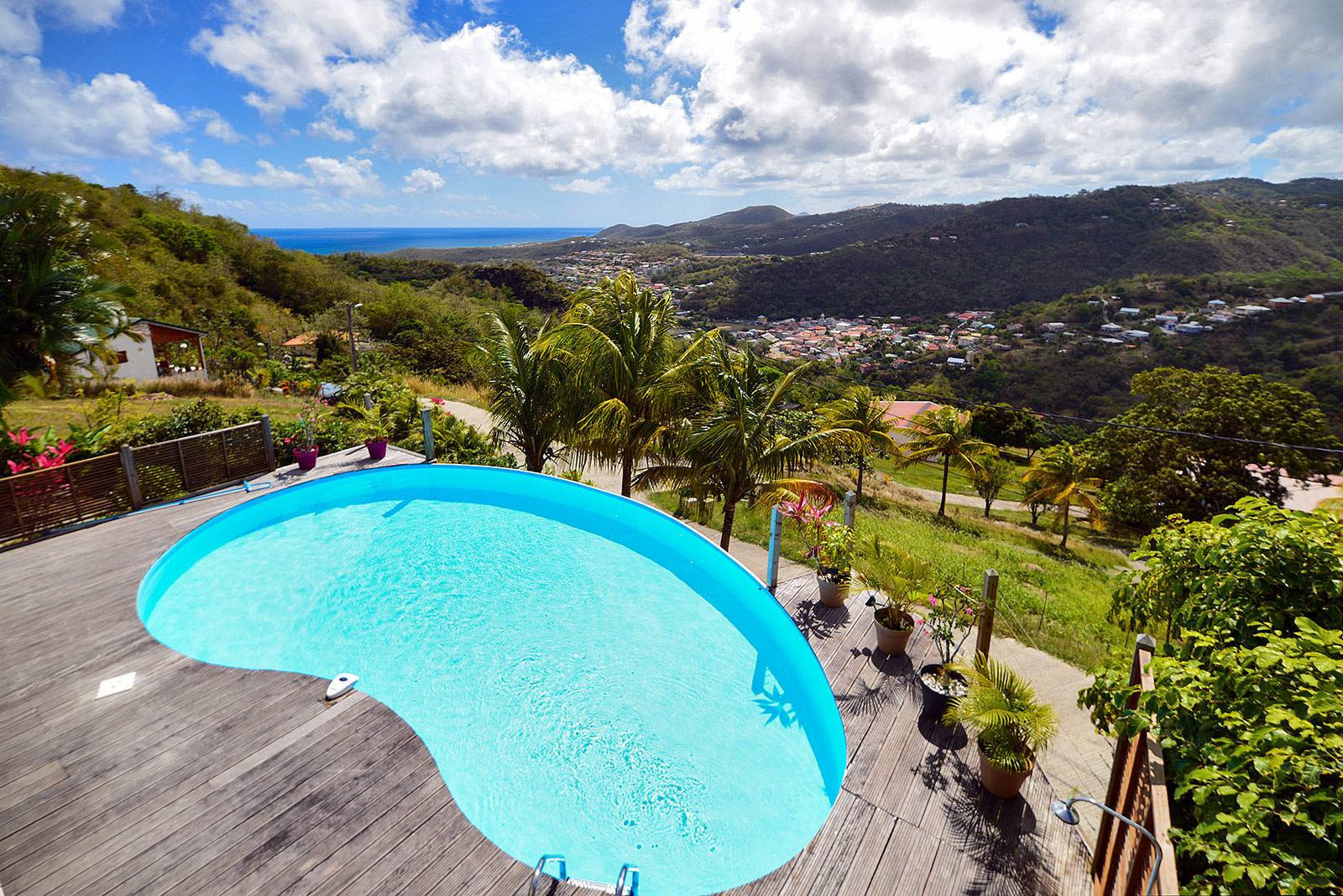 BLUE HORIZON F4 Location Martinique South sea view Pool - La vue de Bleu Horizon T4