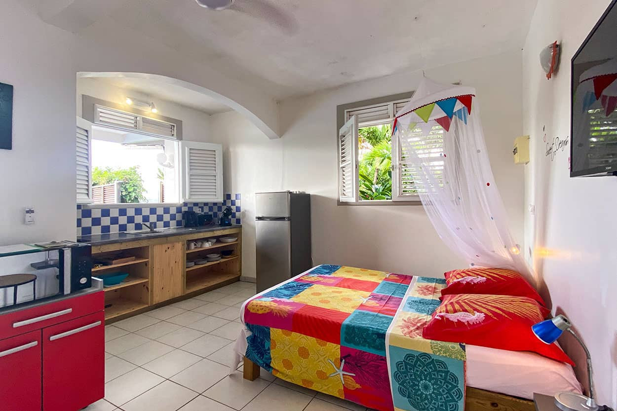 BLUE HORIZON STUDIO location Sud Martinique piscine vue mer location