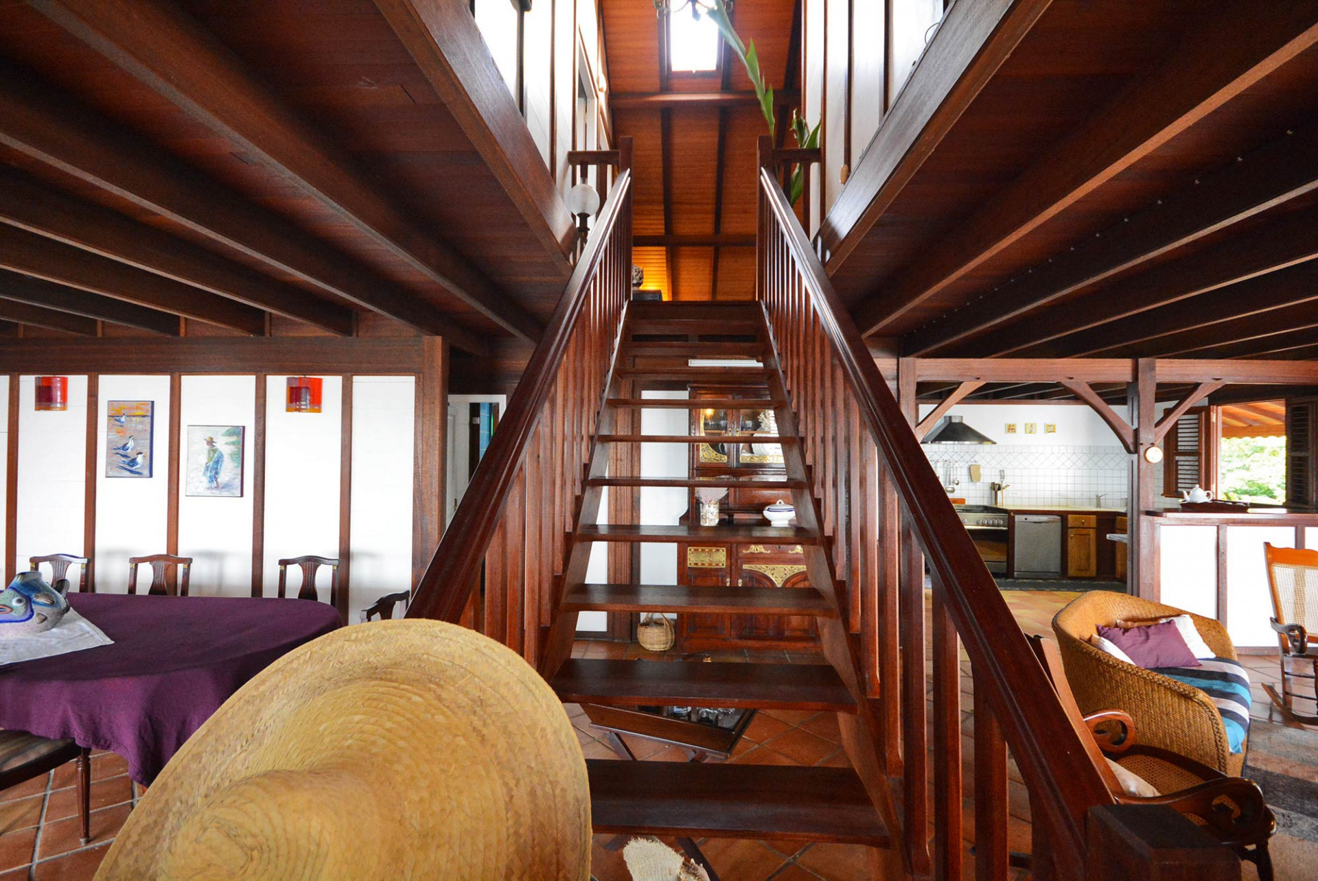 L'escalier en bois exotique habitation martinique