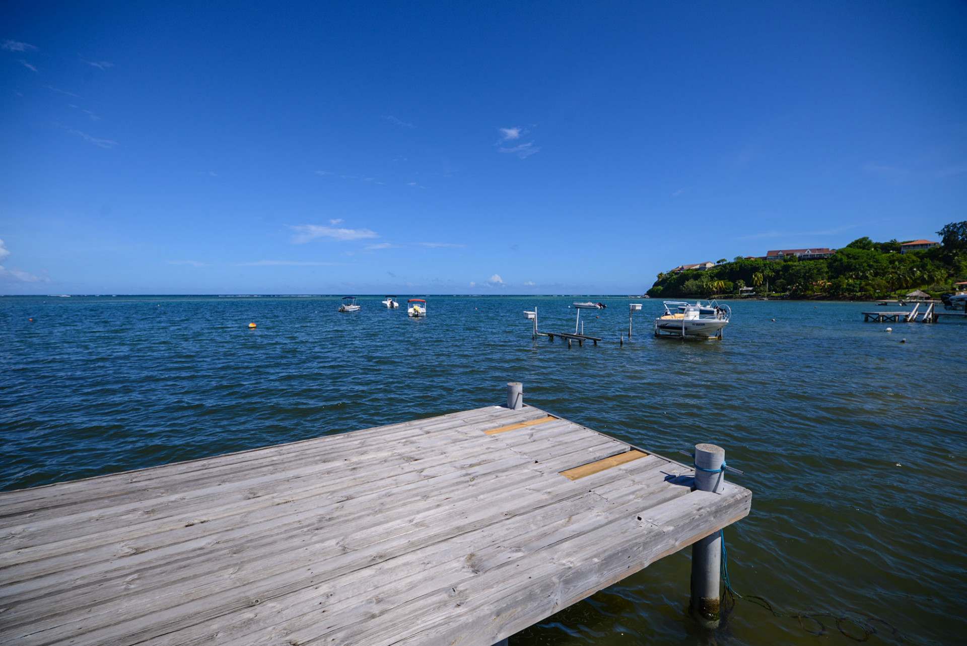 KAZ à CANOT location villa Martinique Le François vue mer piscine location de vacances