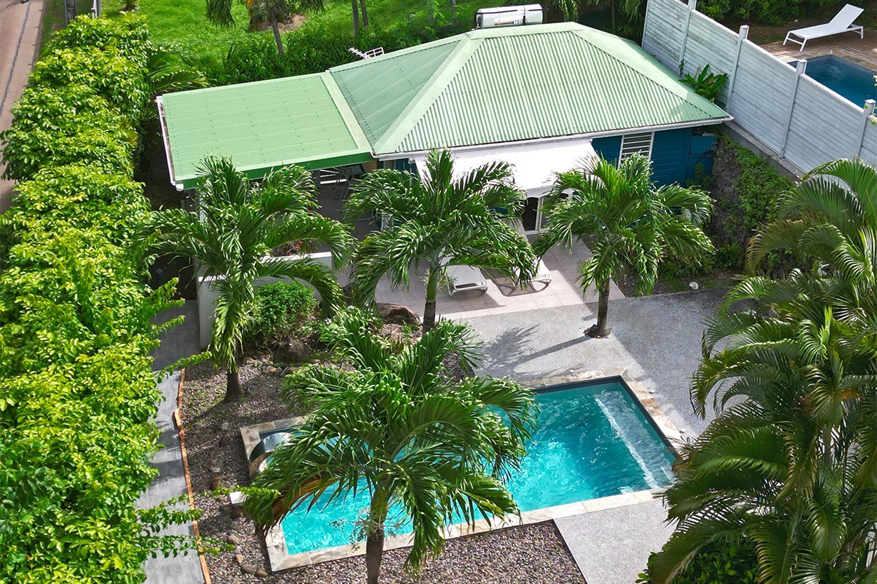 Bungalow Lodge 1 location Martinique case Pilote piscine - Bienvenue au Lodge de Case Pilote