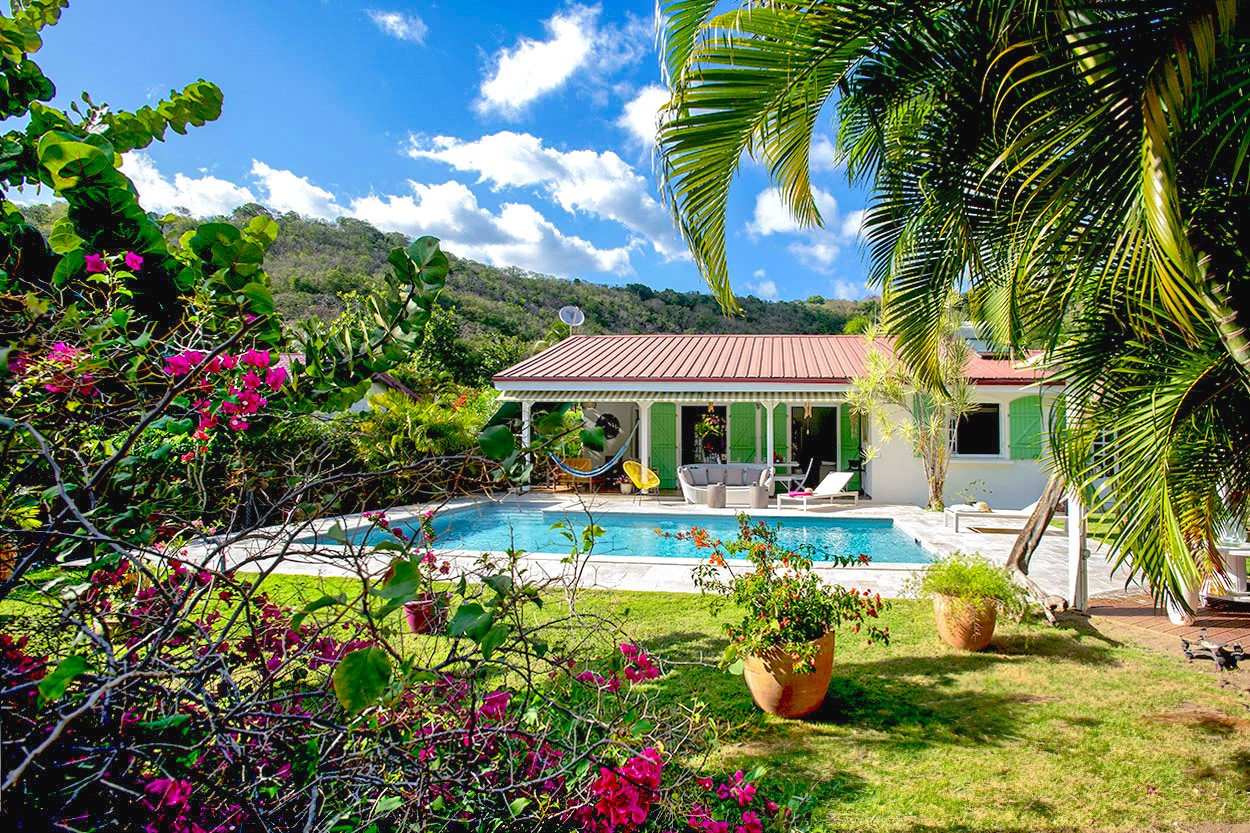 Chez JOSS location maison Martinique Case Pilote avec piscine - 