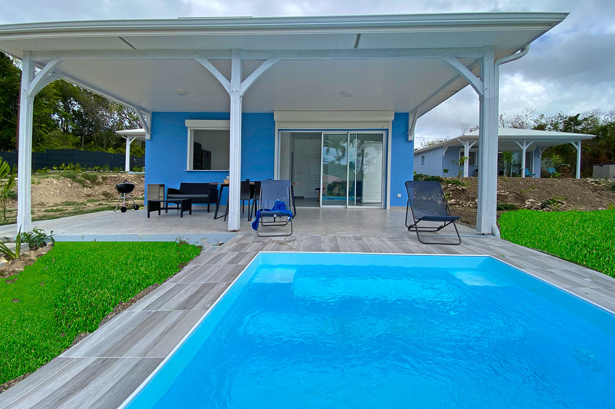 Location bungalow F2 piscine Martinique le Diamant
