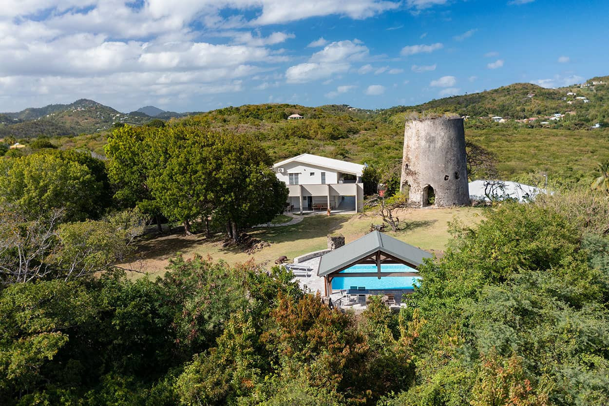 LES MOULINS de Sainte Anne luxury villa rental Martinique for 9 private pool - Bienvenue au Moulin de Sainte-Anne
