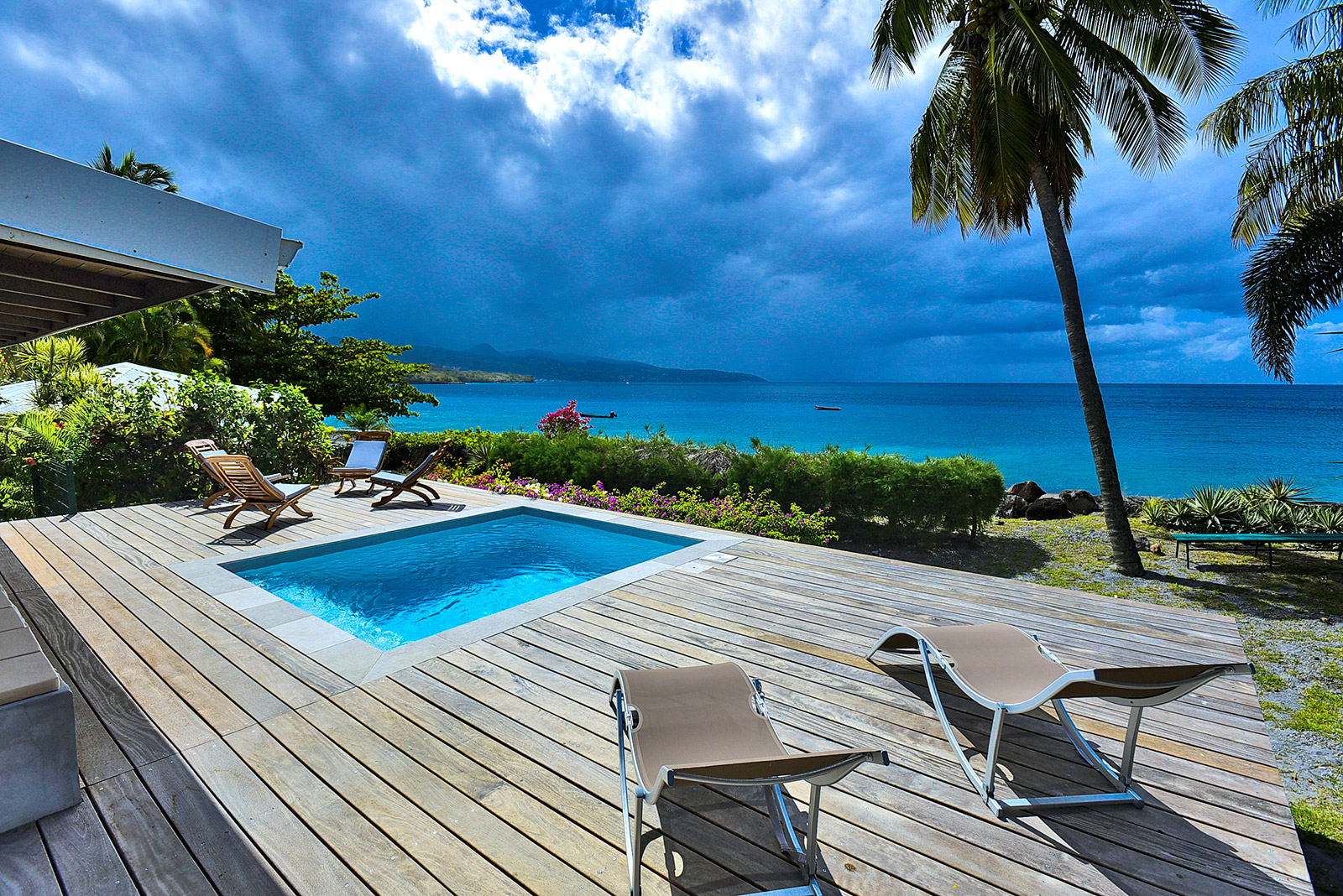 Location villa Saint Pierre Martinique bord de mer