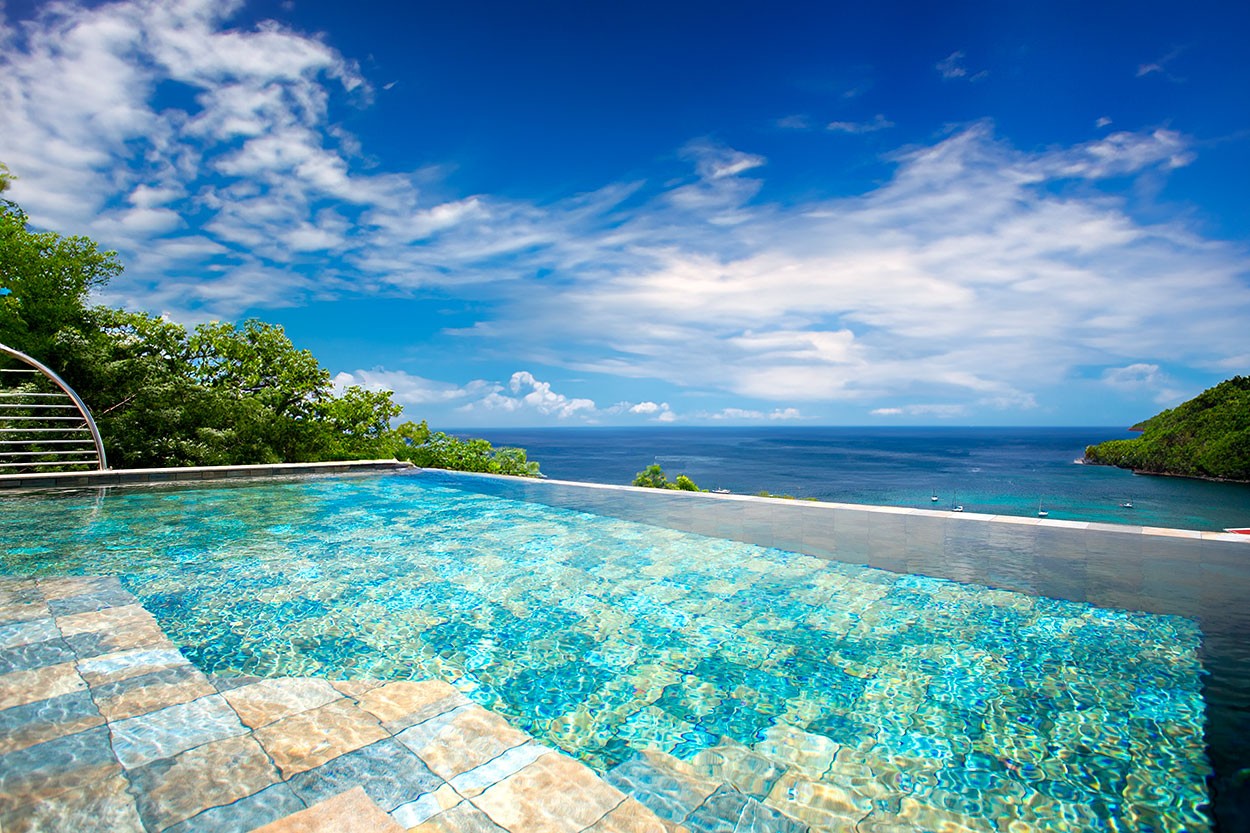 Villa de Luxe 5 ETOILES location Martinique les Anses d'Arlet piscine vue mer - Bienvenue Aux Anses d'Arlet