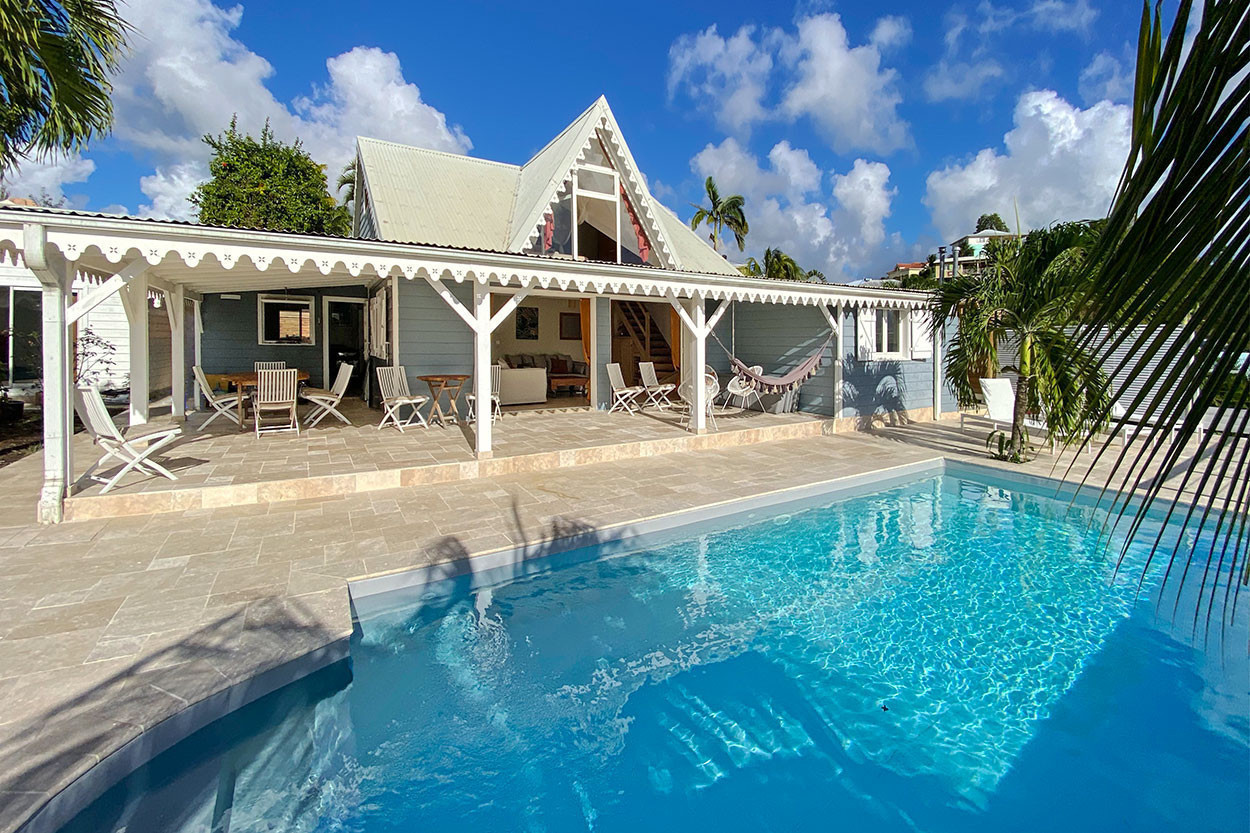 Grande belle Villa SUD TURQUOISE Martinique 5 chambres piscine vue mer