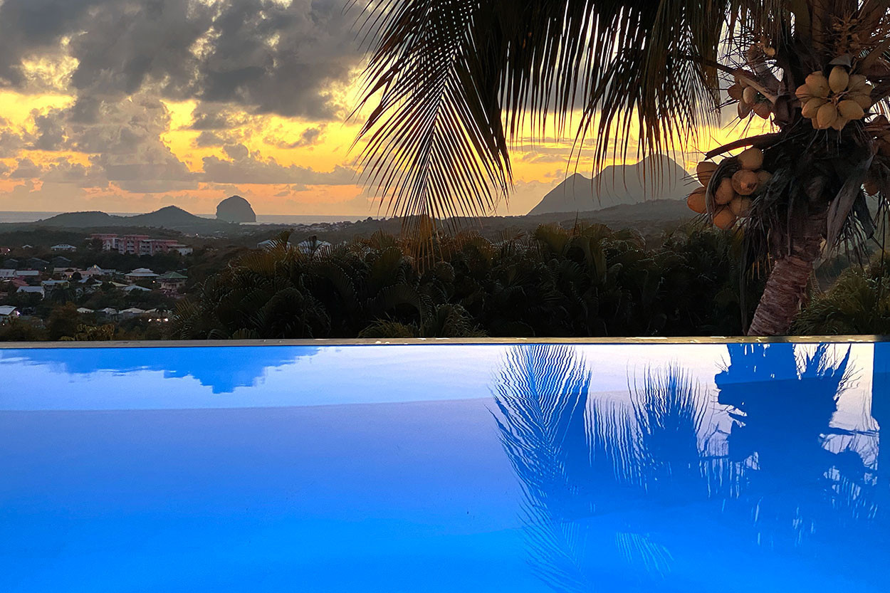 Location Villa piscine sud Martinique turquoise