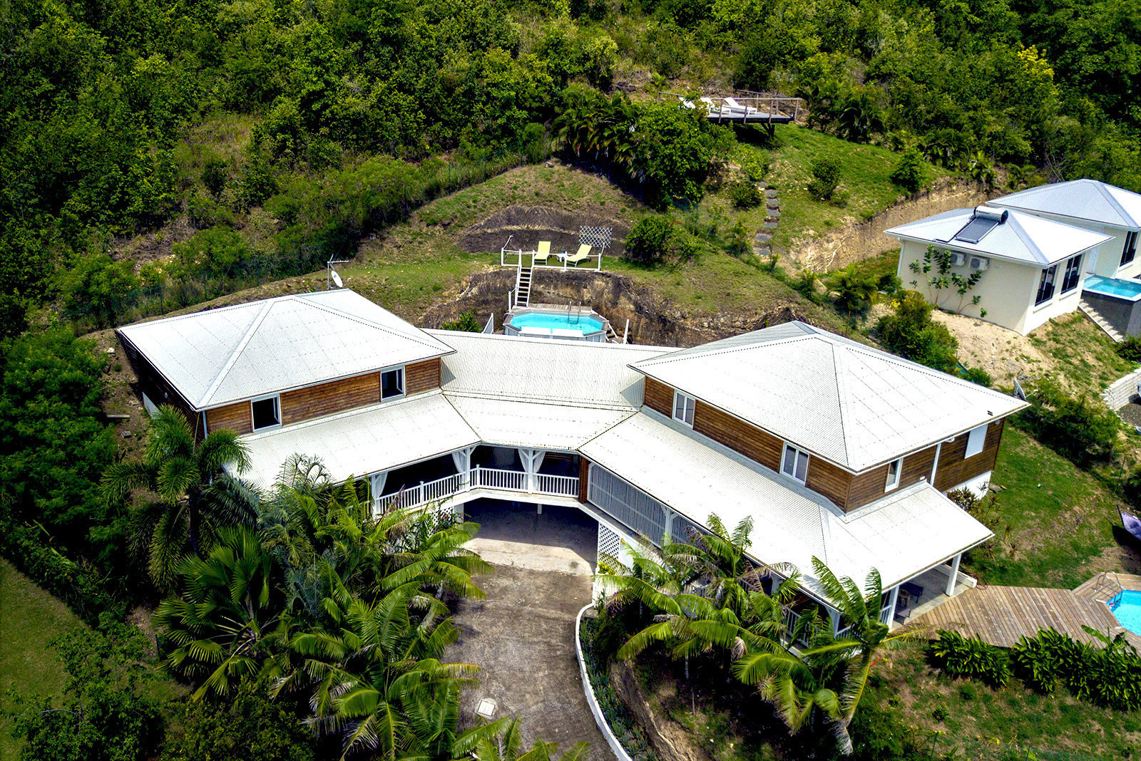 Location villa blanche du Diamant 4 chambres piscine