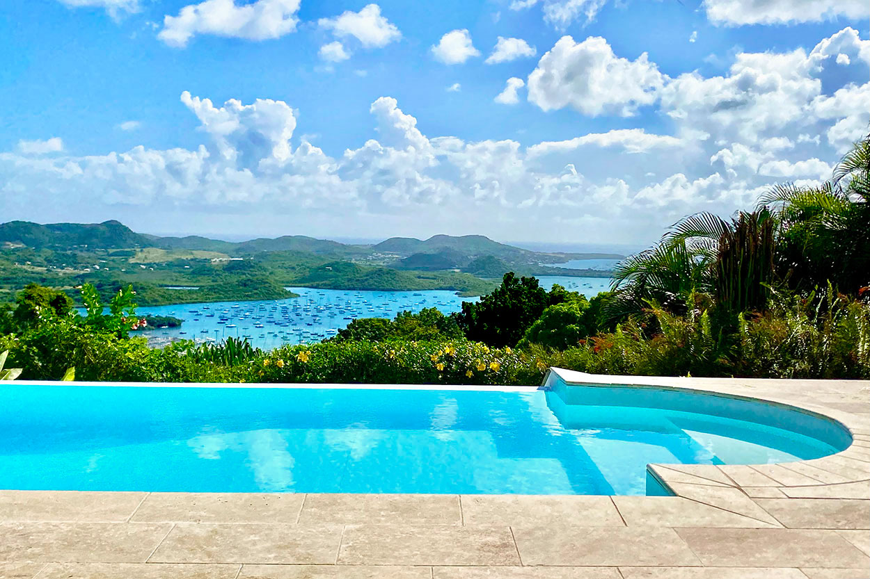 Les LATANIERS location villa de luxe Martinique Sud le Marin vue mer piscine - 