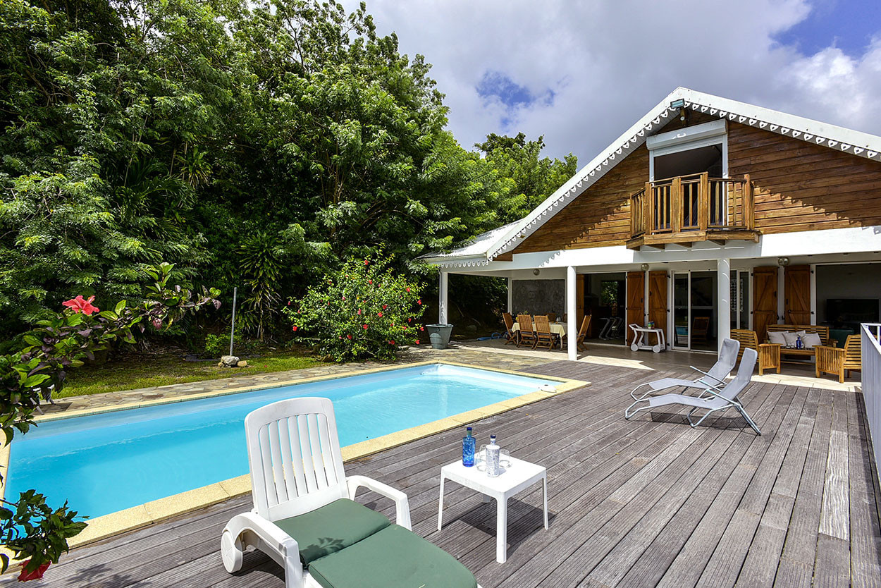 Belle Villa Saine Luce Martinique piscine