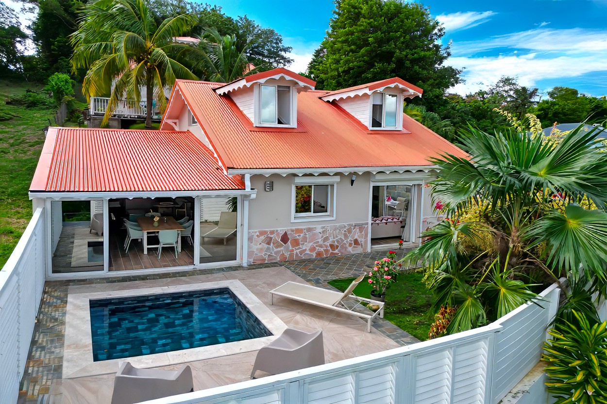 4**** villa in Le Lamentin with 2 swimming pool, 3 bedrooms, for rent in Martinique - Bienvenue au Lamentin
