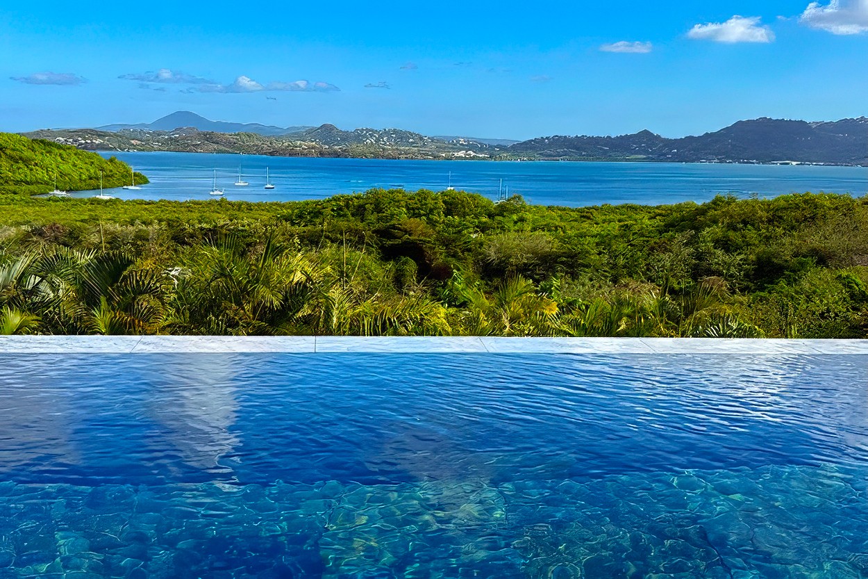 Maé Villa de luxe Martinique le Robert piscine vue mer - Bienvenue à la Villa Maé