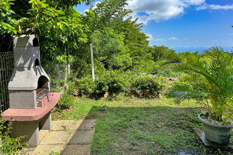 vue ch BBQ bungalow Ti papa Martinique