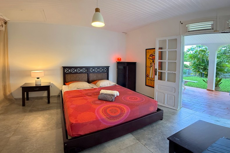 Location villa paisible le diamant piscine ch2