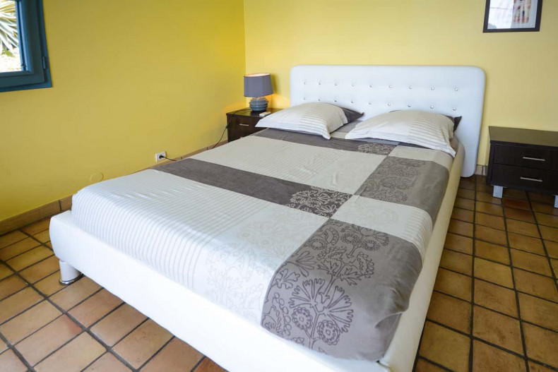 villa citronnelle chambre 3, 2 lit double