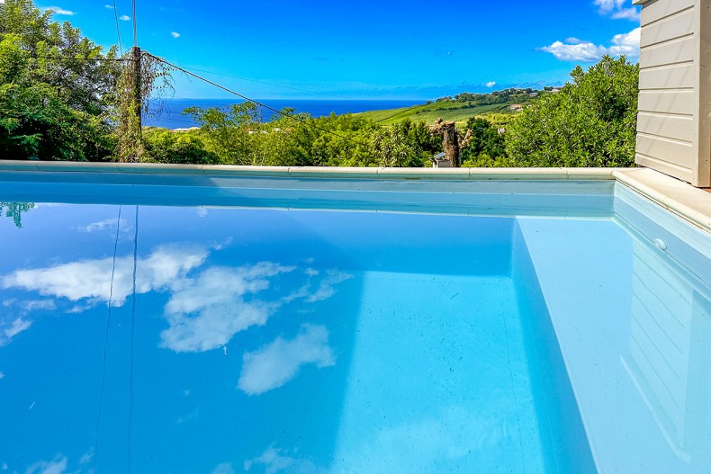 location Piscine vue mer Martinique
