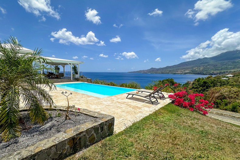 Location villa Habitation Beauregard Martinique piscine