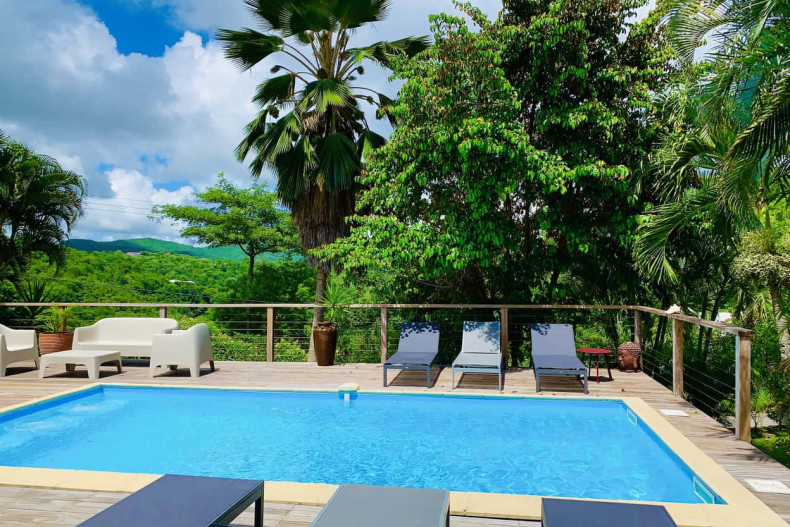 Location villa piscine le diamant