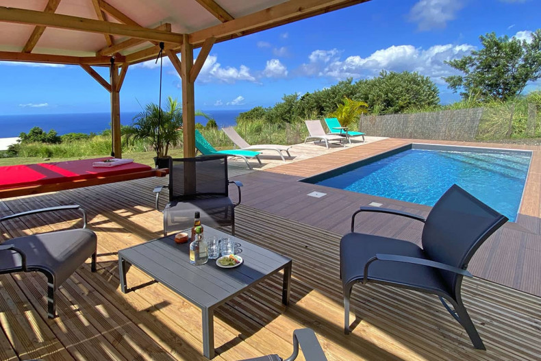 Location maison le carbet piscine vue mer