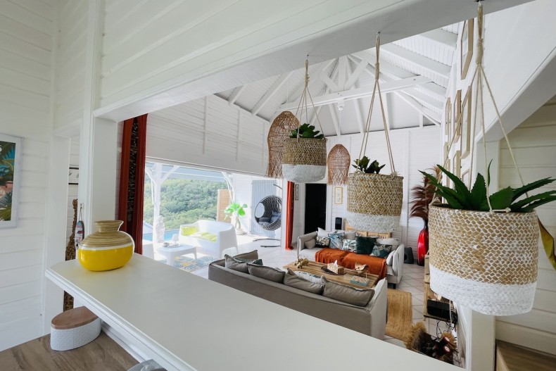 Vue de la Cuisine sur le Salon