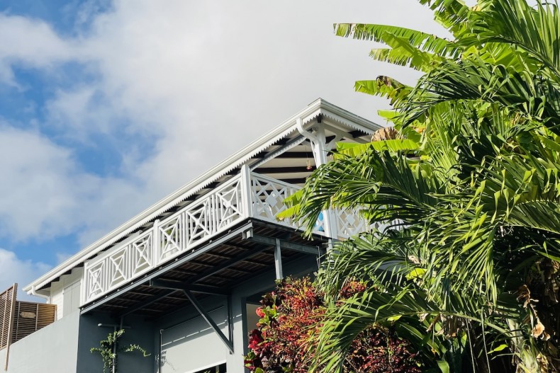 Haut de villa LA VIE CREOLE