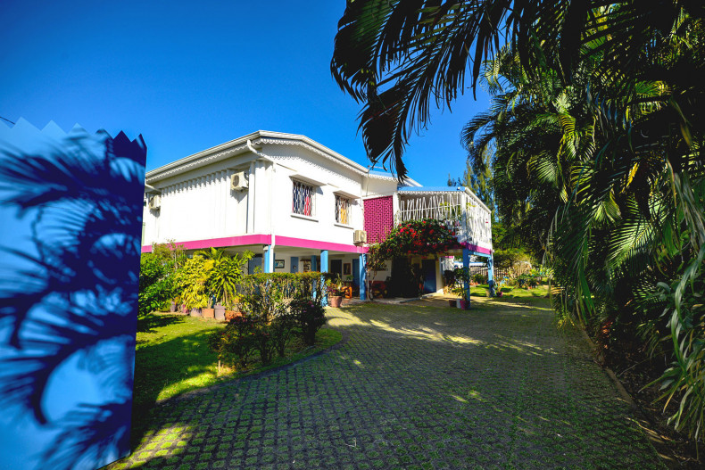 Location appartement avec piscine, 2 chambres fort de france