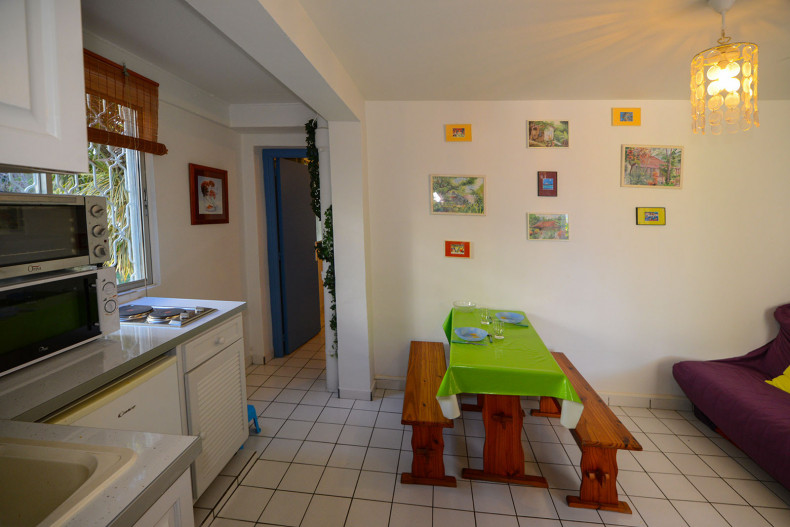 Location appartement avec piscine, 2 chambres fort de france