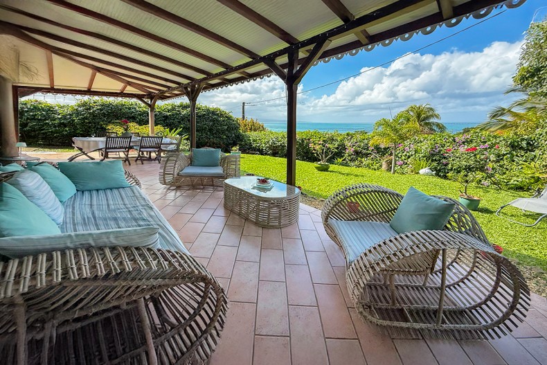 maison porte du surf martinique