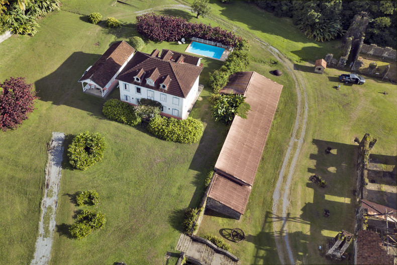 La maison du géreur et la distillerie