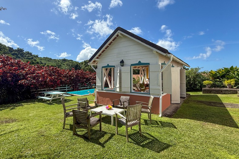 Maison du Géreur Saint Pierre pool house