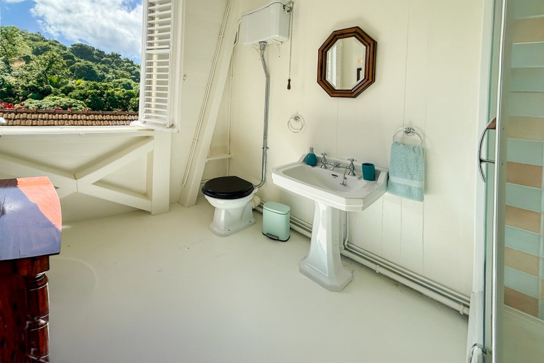 Maison du Géreur Sdb 2