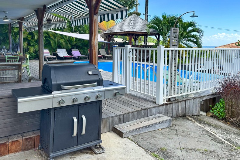 grande belle villa de luxe Familiale martinique BBQ mer piscine