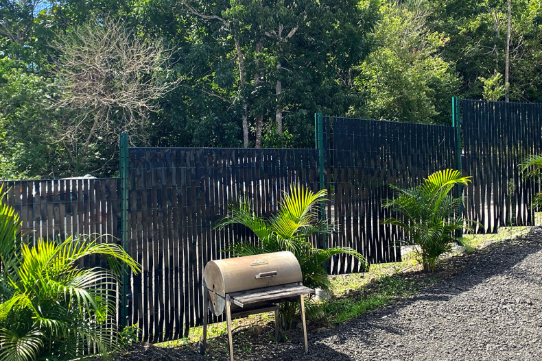 Petite maison sur les hauteurs des 3 ilets