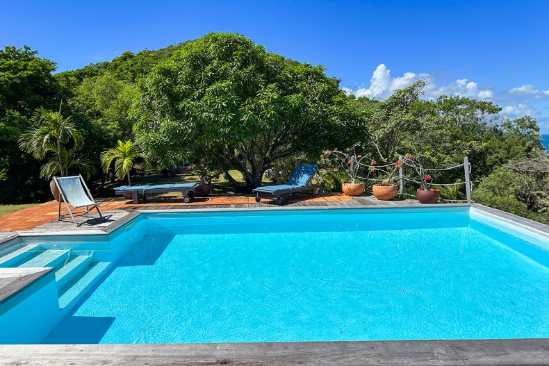 Habitation madame Magnifique vue reposante sur la piscine