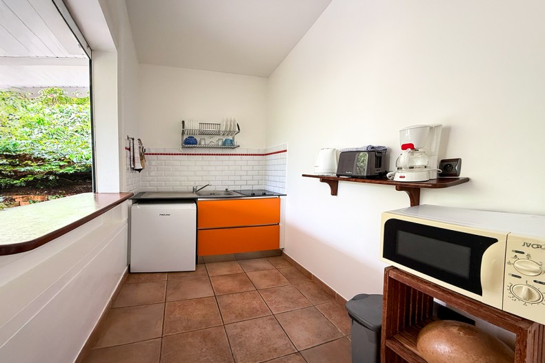 Porte de la caravelle Location Tartane cuisine