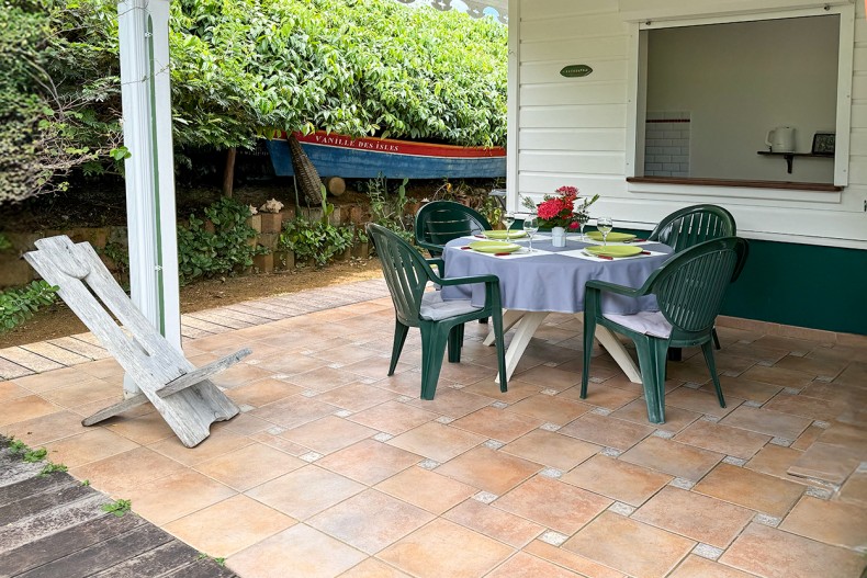 Porte de la caravelle Location Tartane terrasse