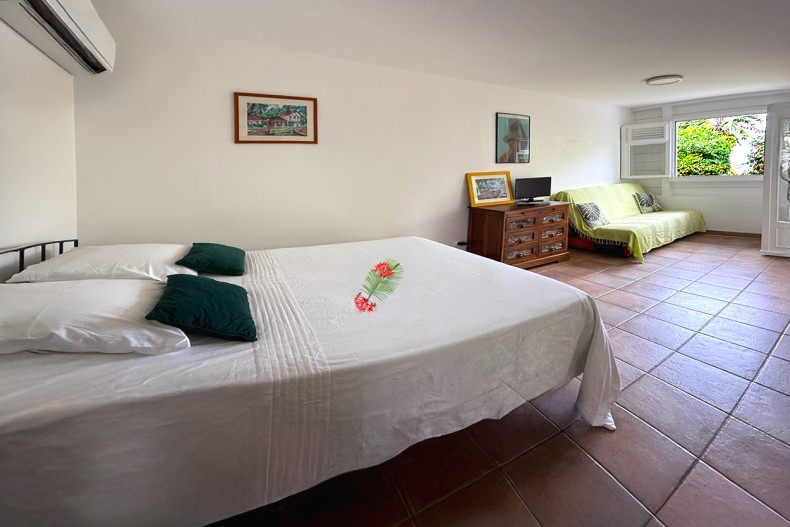 Porte de la caravelle Location Tartane lit