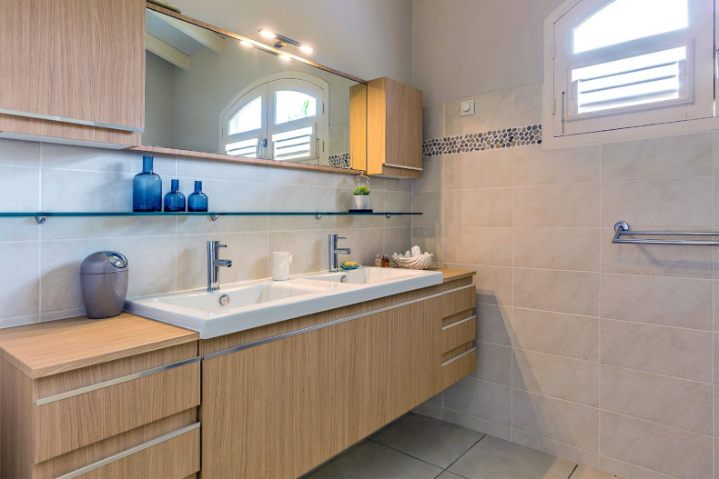 Salle d'eau villa Les Palmiers Campagne