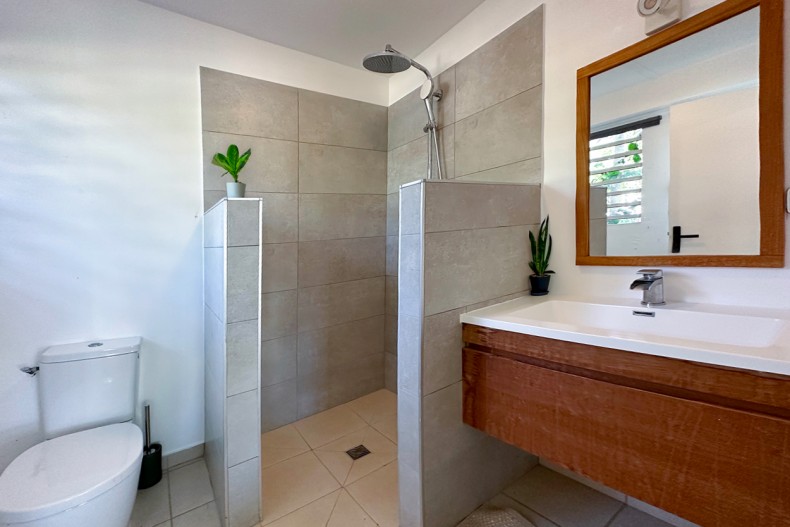 Location Grande Belle Villa familiale de luxe Cap Est Martinique Piscine Vue Mer