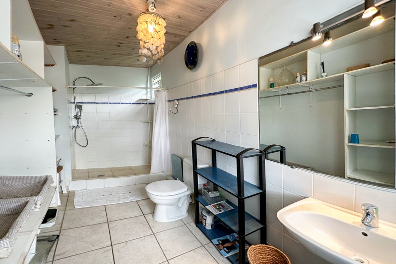 Salle d'eau Roche Volcanique