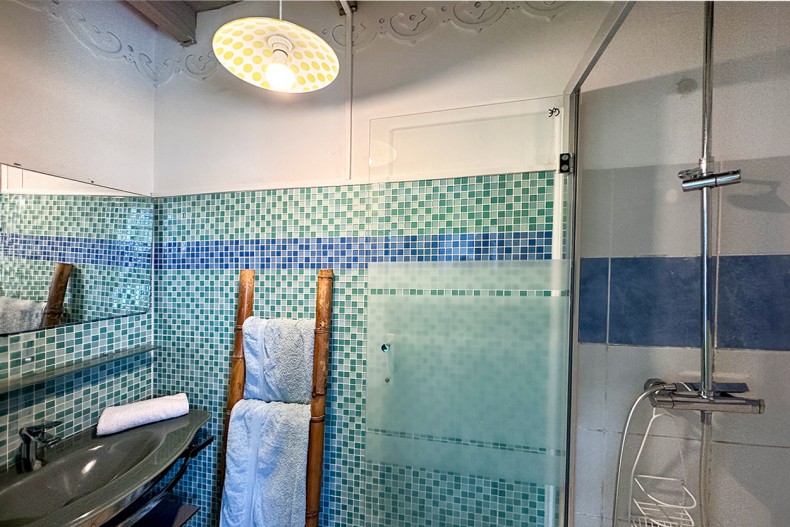 Villa blanc Bleu Trois ilets SDE CH 3