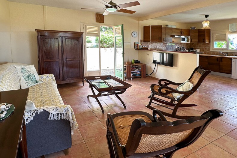 Location Maison Martinique la Sérénité salon TV