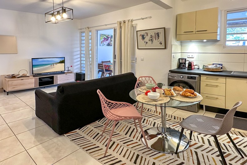 Location F2 anse à l'Ane Ti Kai nou trois ilets