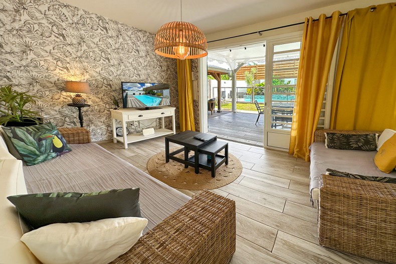 Petite Cascade de Sainte Anne tv